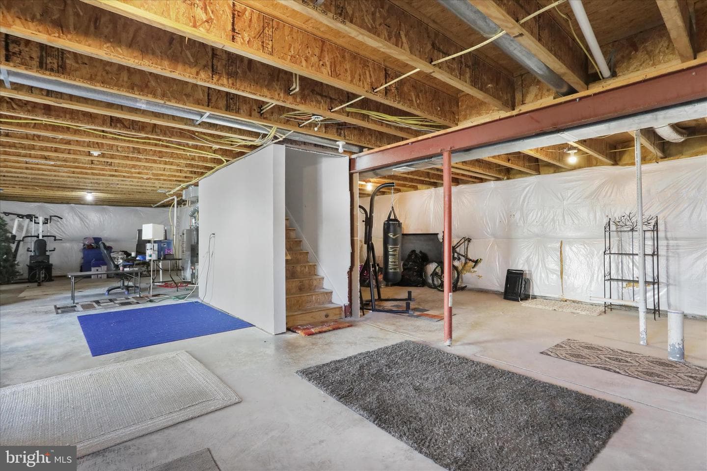 105 Chardin Court photo 41