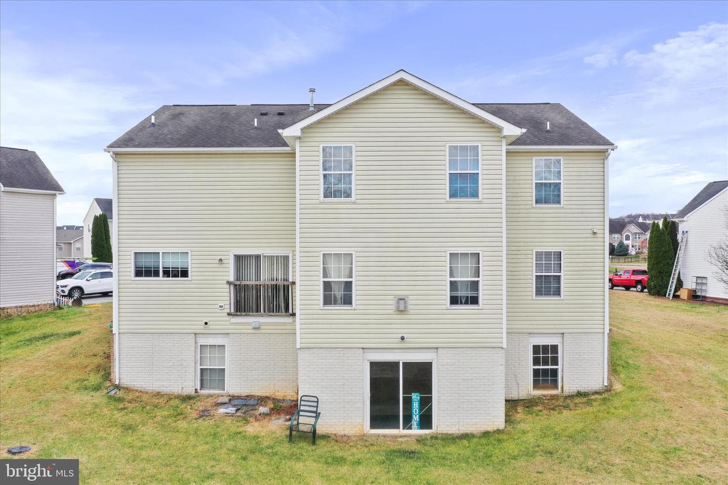 105 Chardin Court photo 44