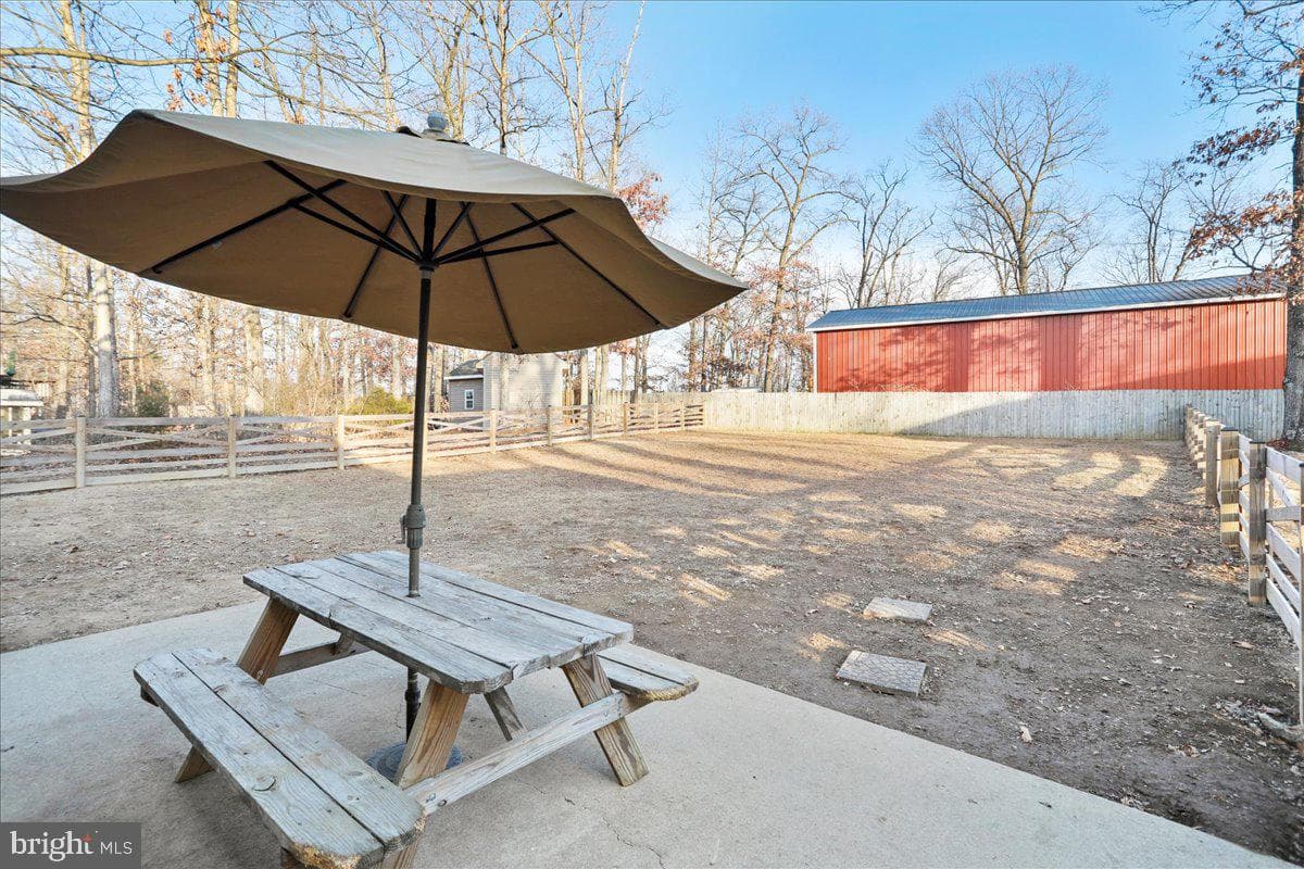 102 Basswood Drive photo 40