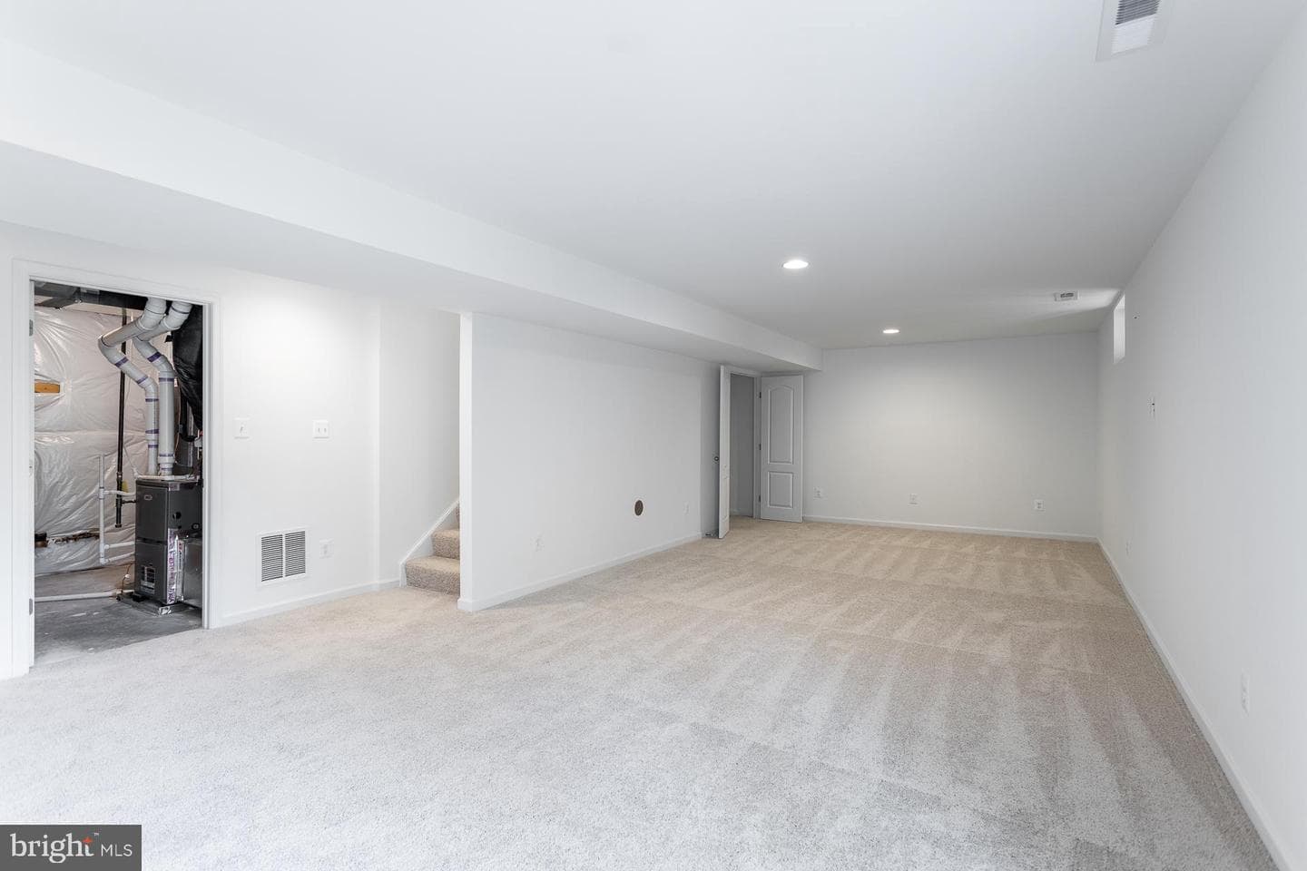 Tbb Outrigger Road #glenshaw Ii photo 10