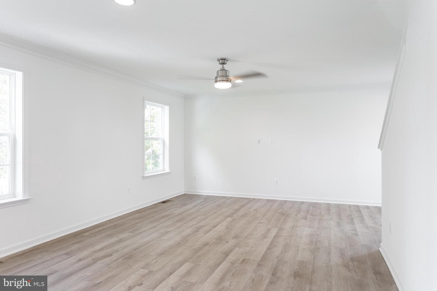 Tbb Outrigger Road #glenshaw Ii photo 5