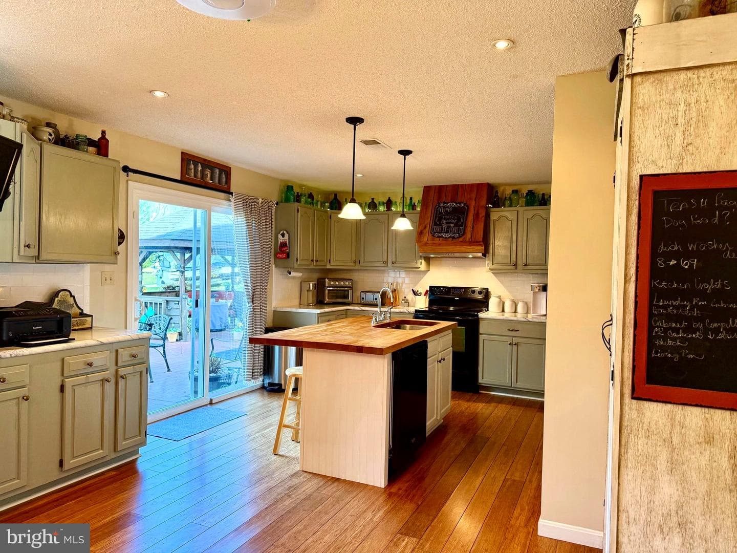 752 Panorama Drive photo 21