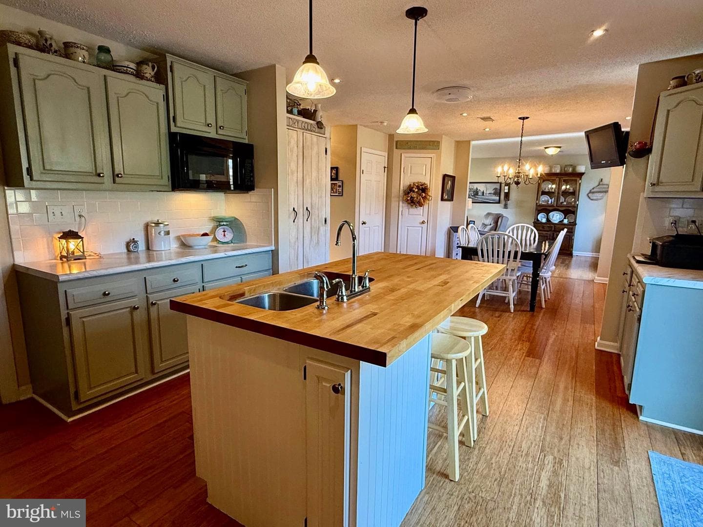 752 Panorama Drive photo 23