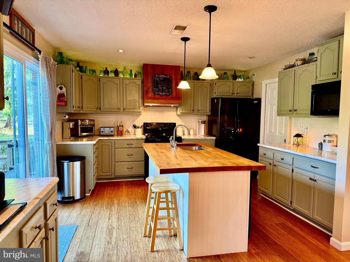 752 Panorama Drive photo 24