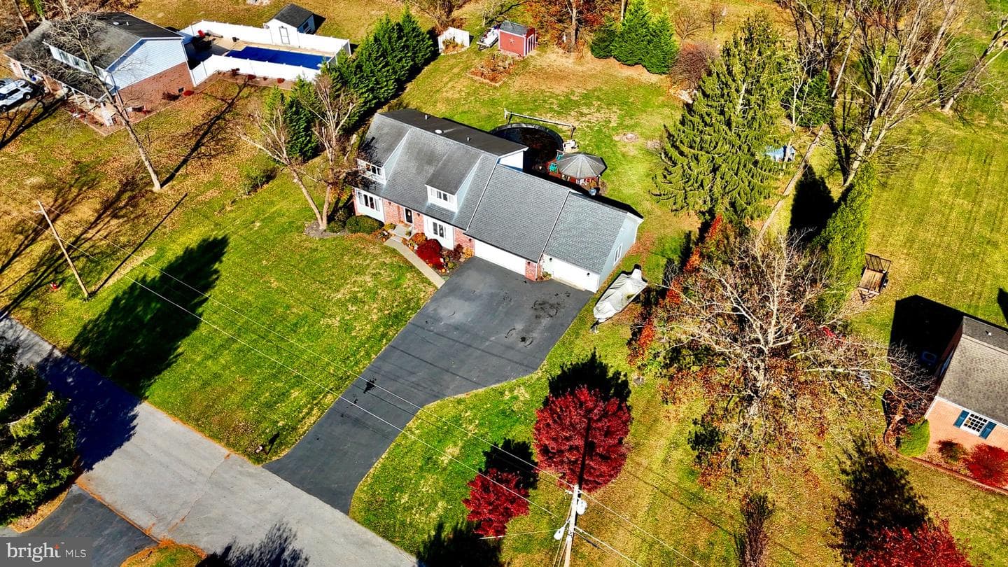 752 Panorama Drive photo 52