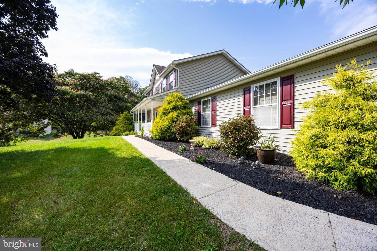 525 Appian Way photo 34