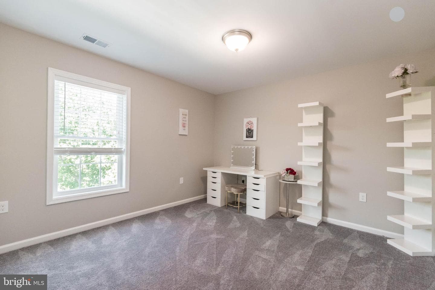 342 Europa Way photo 36
