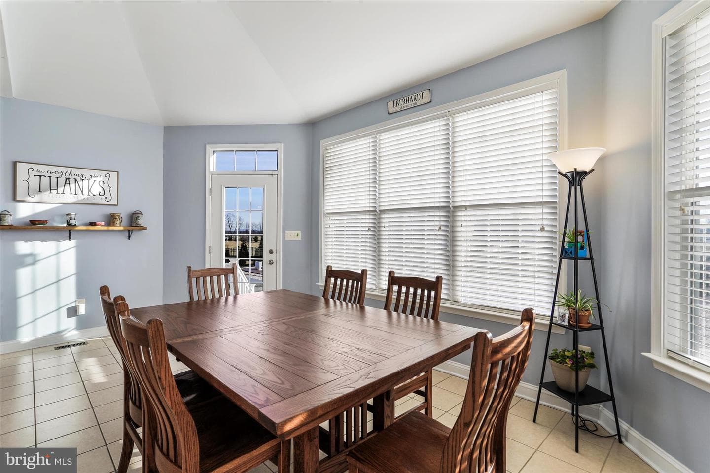 1073 Hallmark Drive photo 17