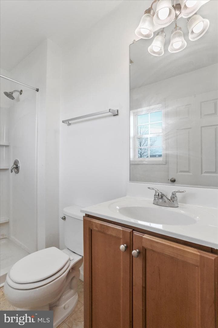 82 Bishop Avenue photo 23