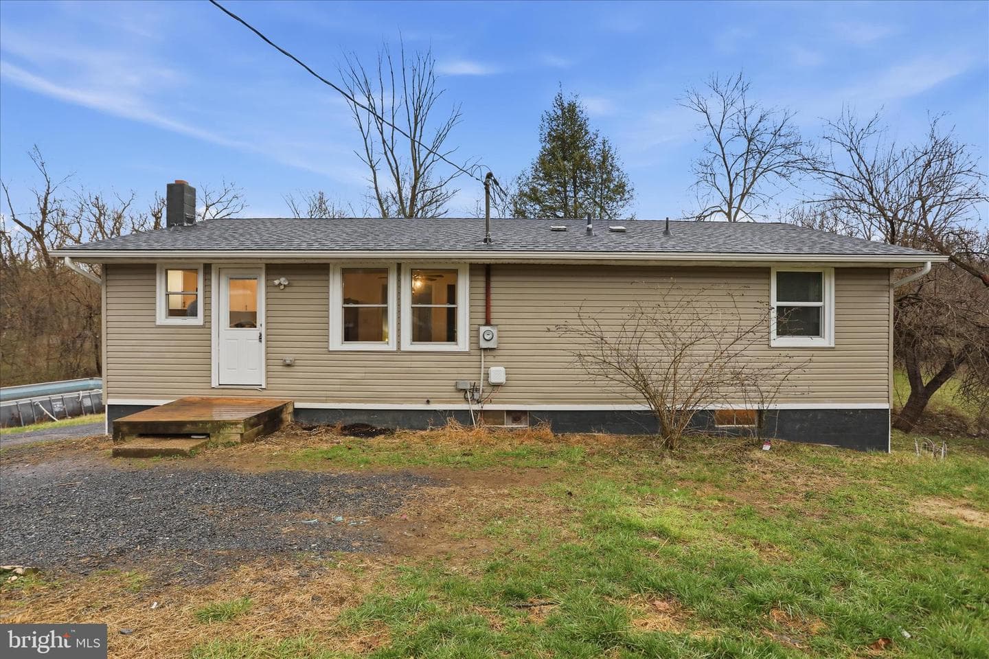 2883 Williamsport Pike