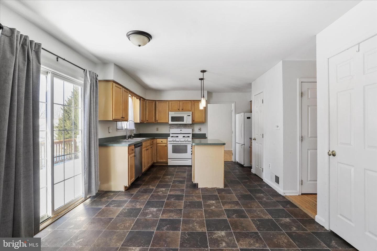 10 Shoal Creek Court photo 13