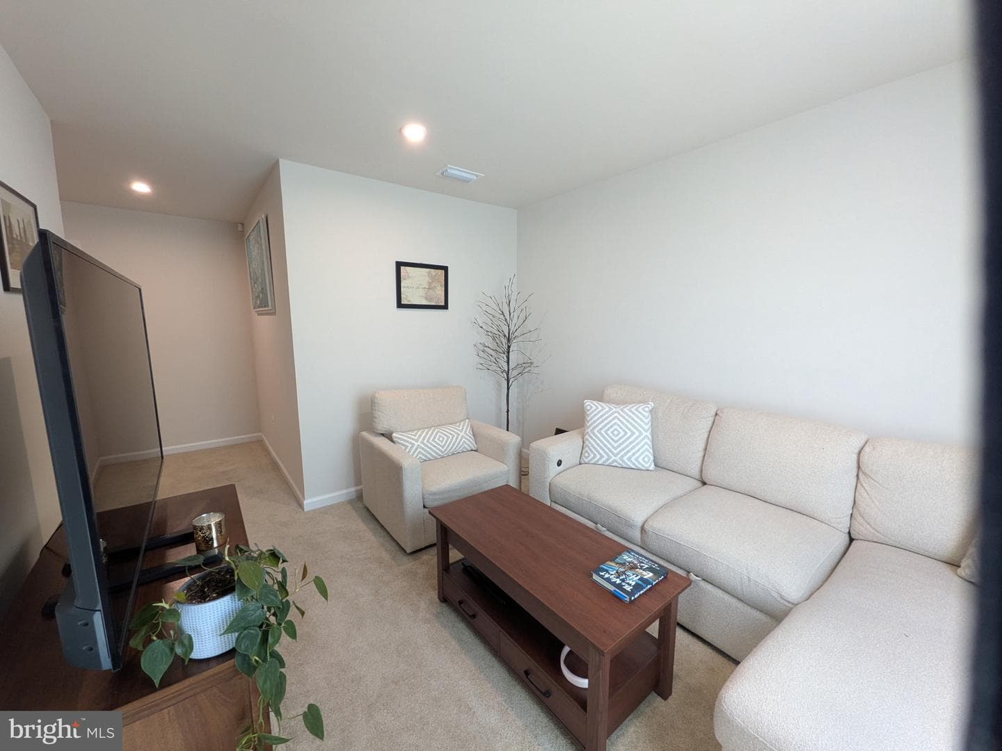 129 Distant View Drive photo 12