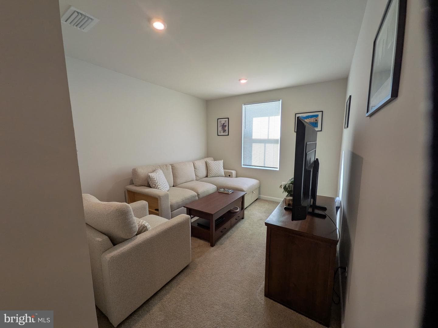 129 Distant View Drive photo 15