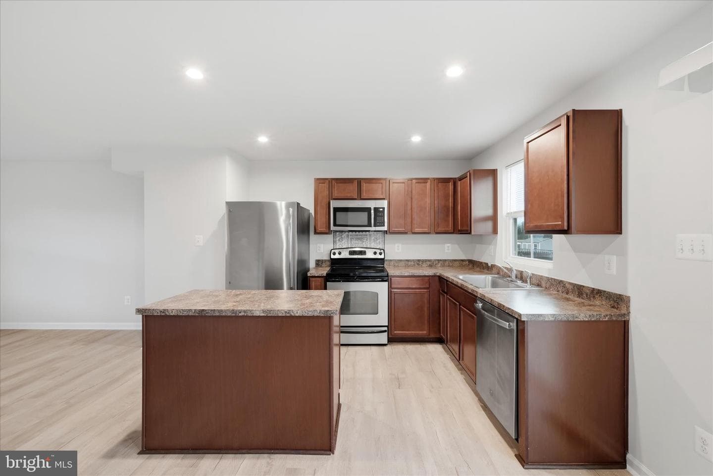 248 Tickseed Court photo 13