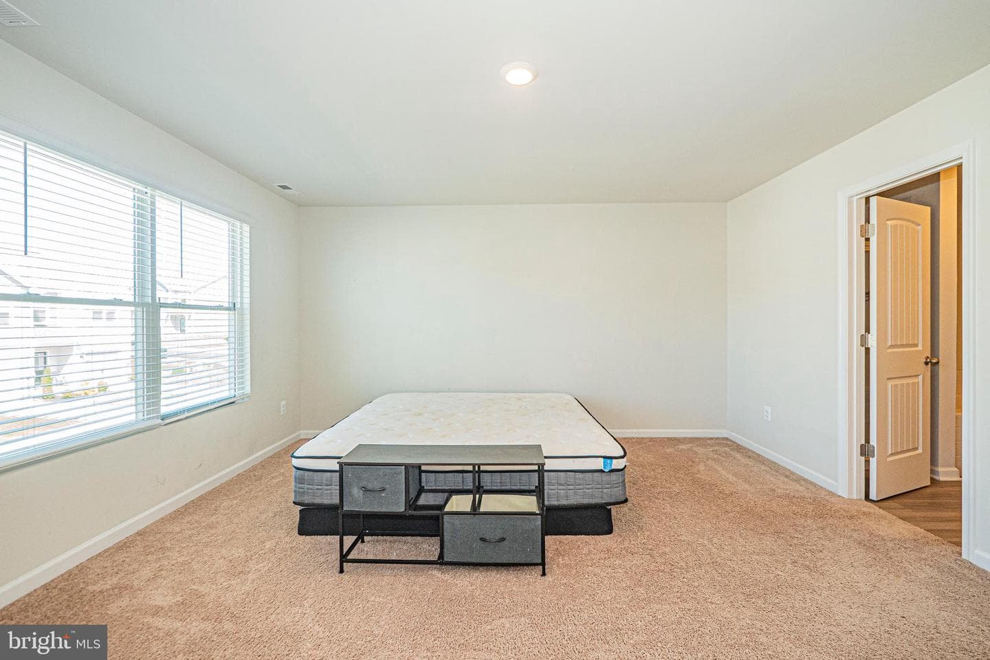 120 Paddington Street photo 17