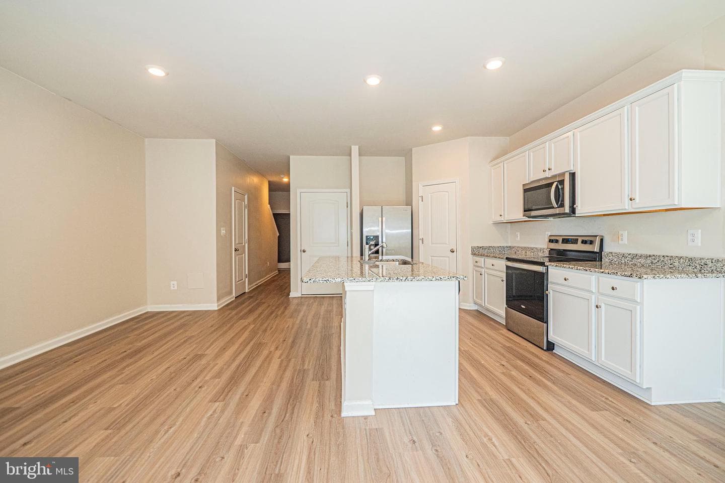 120 Paddington Street photo 4