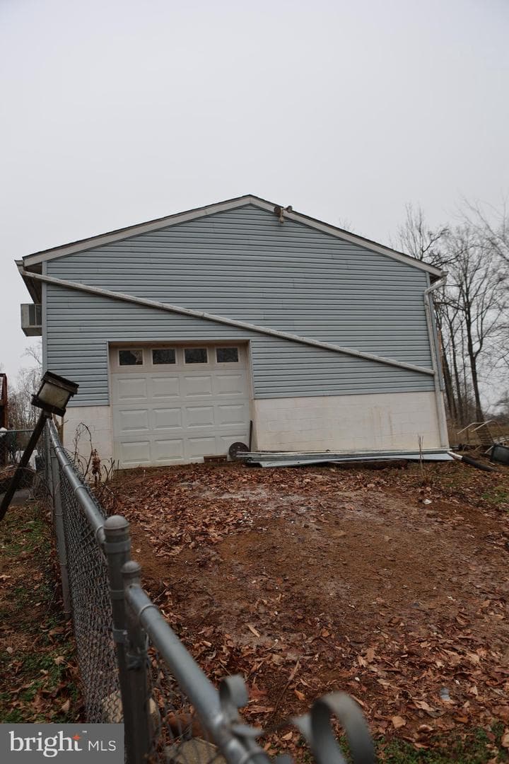 319 Canal Road photo 29