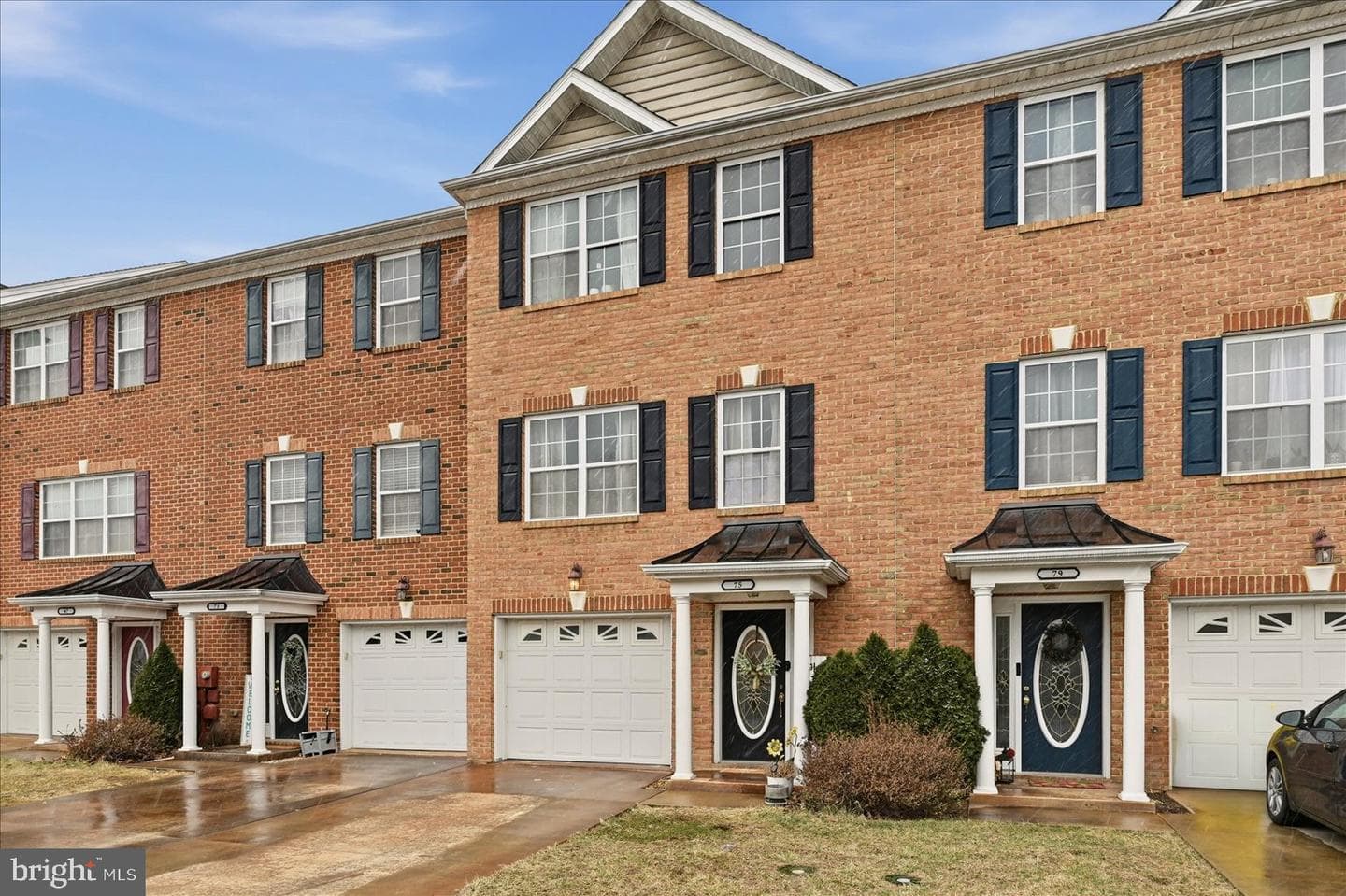 75 Babylonica Court photo 3