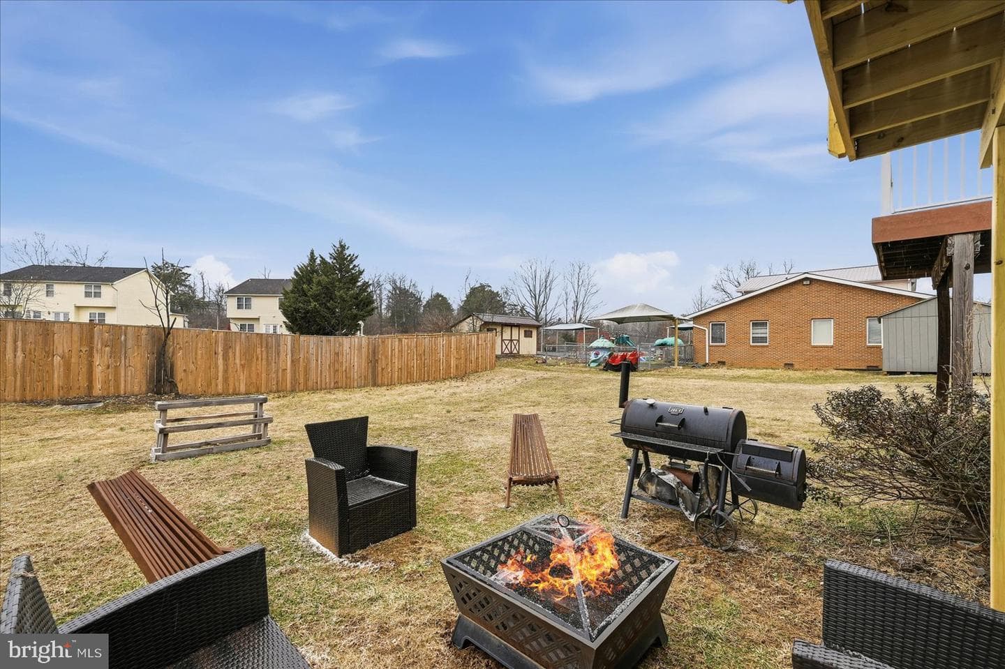 75 Babylonica Court photo 38