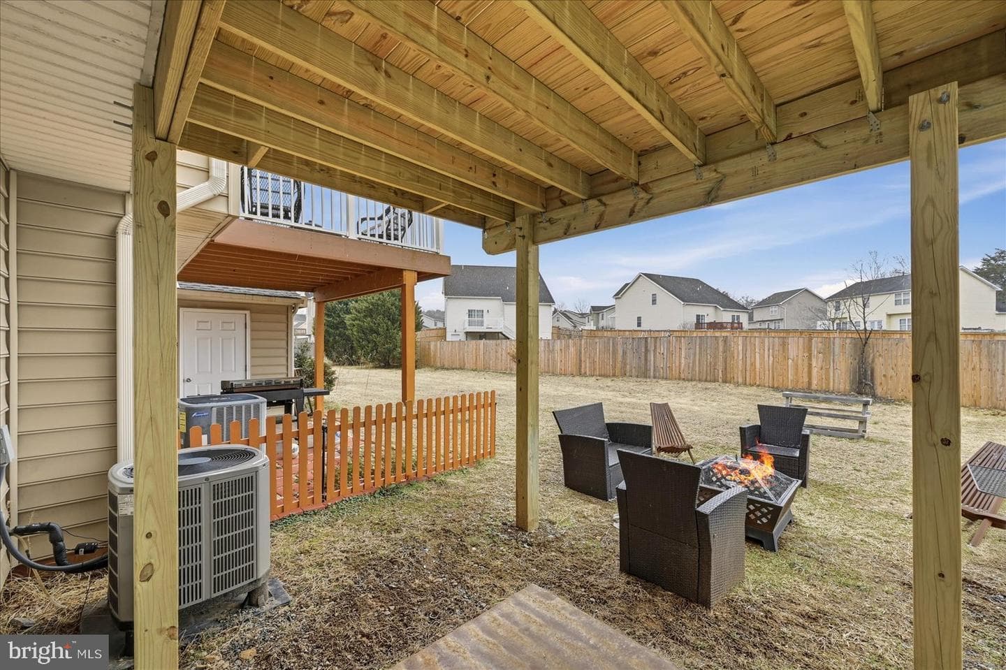 75 Babylonica Court photo 40