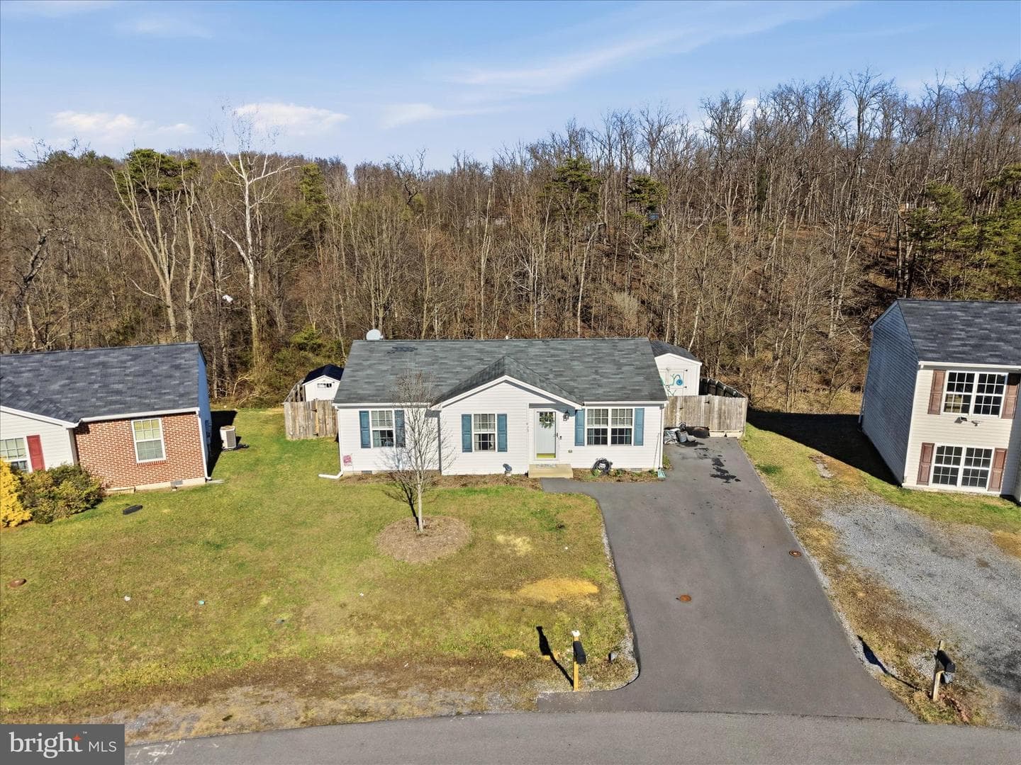 73 Eisenhower Circle photo 36