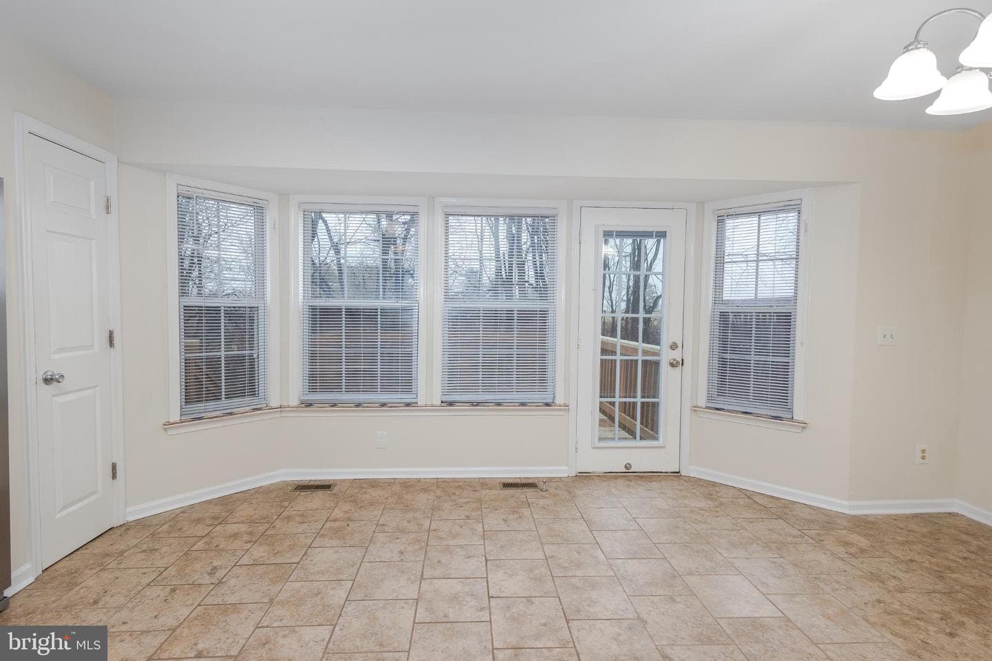 55 Thornberry Drive photo 4