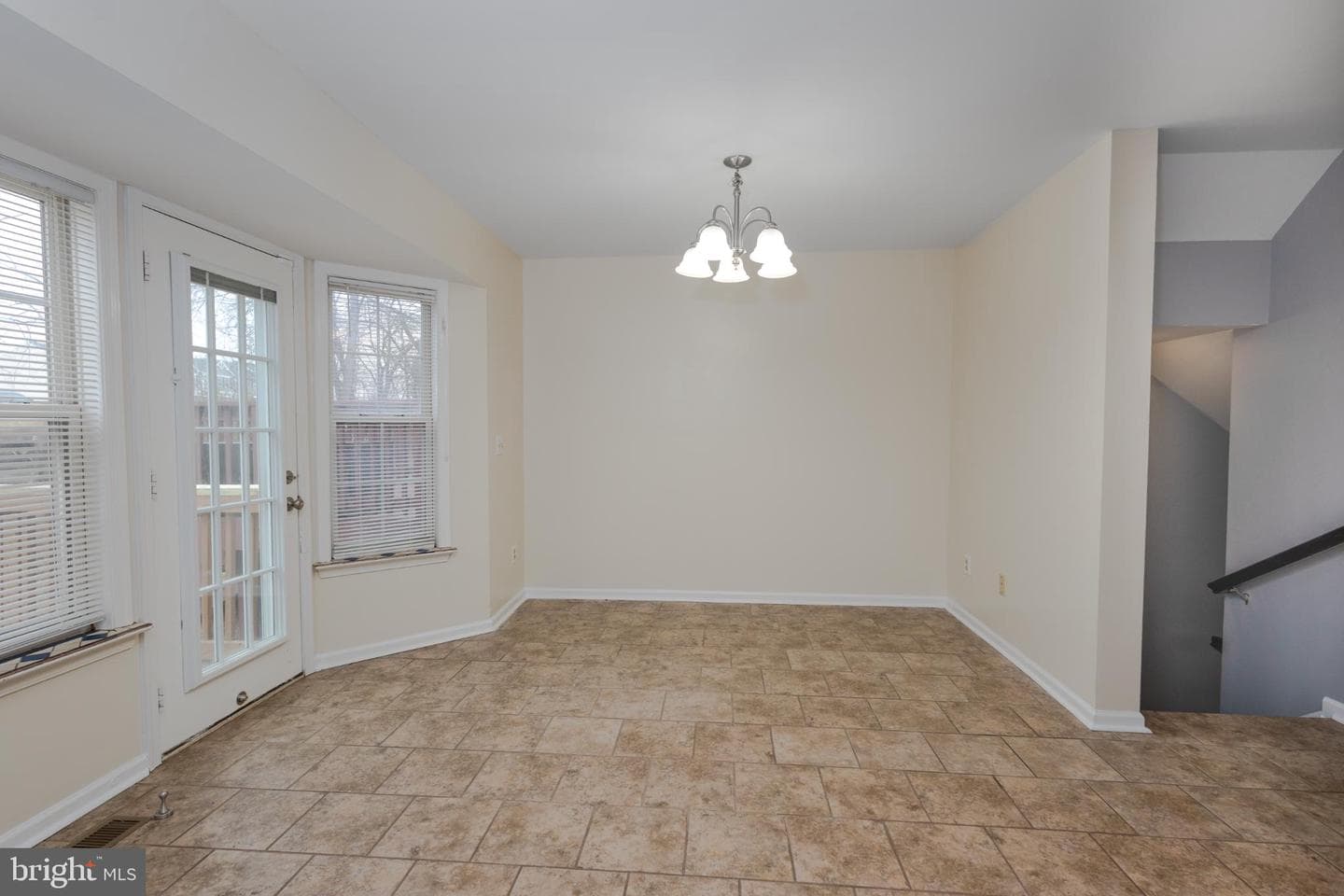 55 Thornberry Drive photo 5