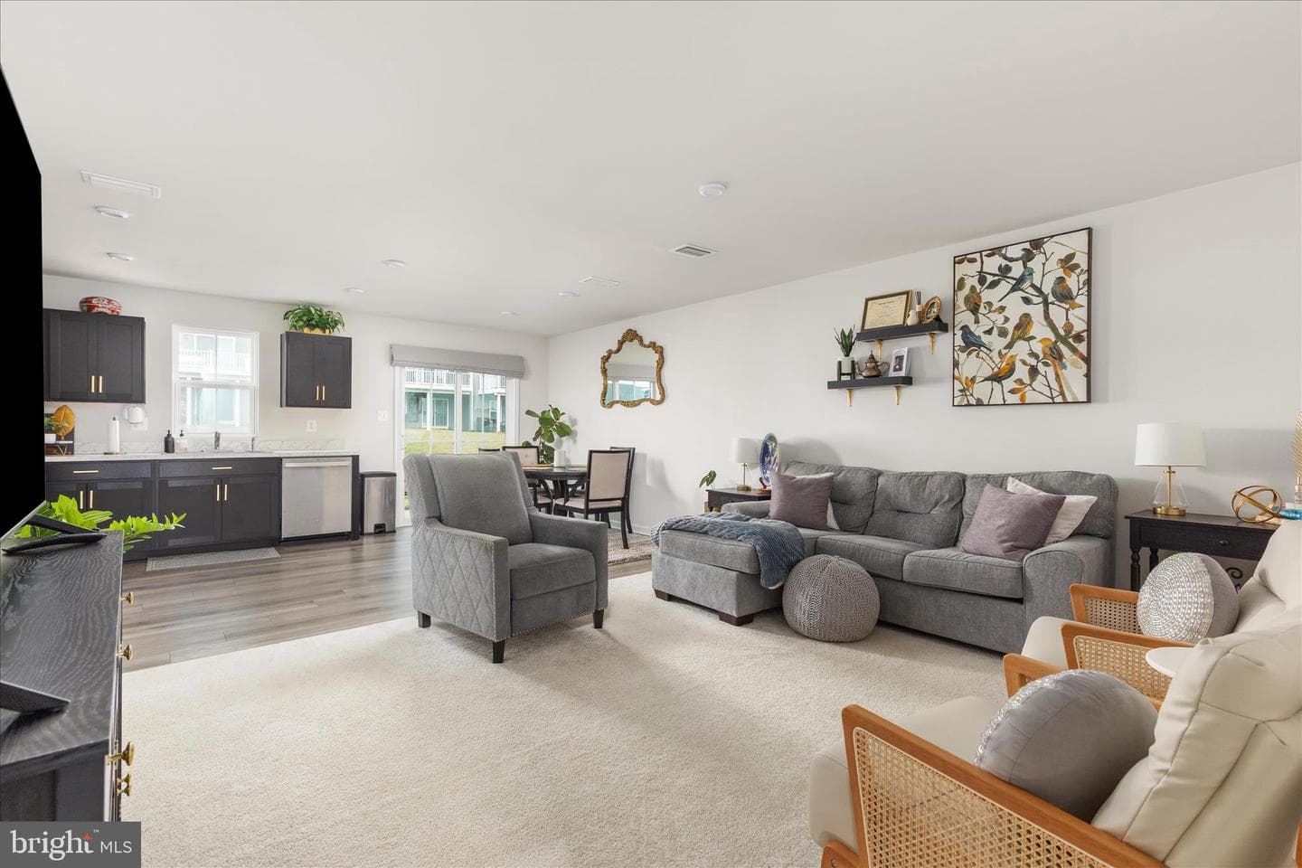 130 Calais Place photo 12