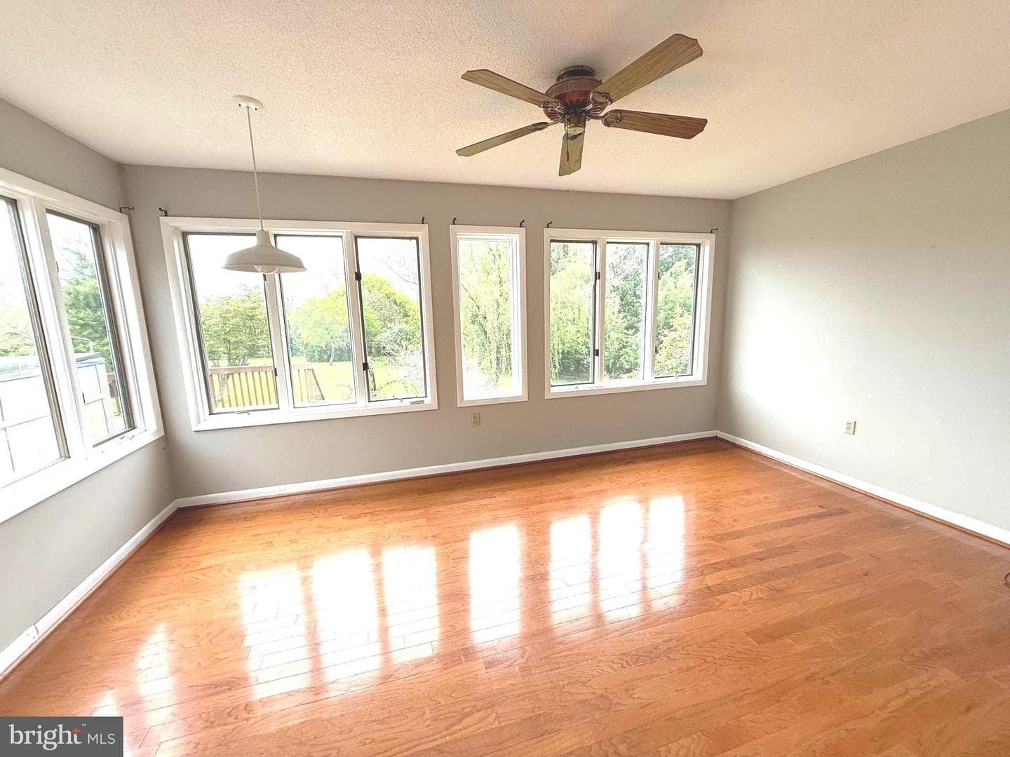 40 Marston Drive photo 11