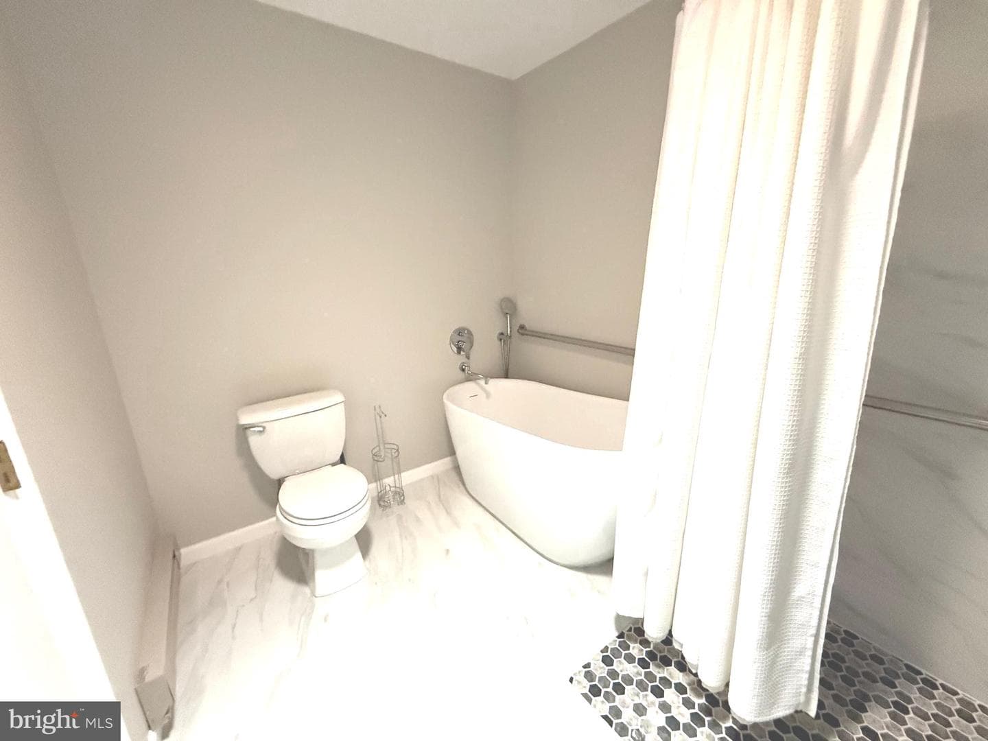 40 Marston Drive photo 20