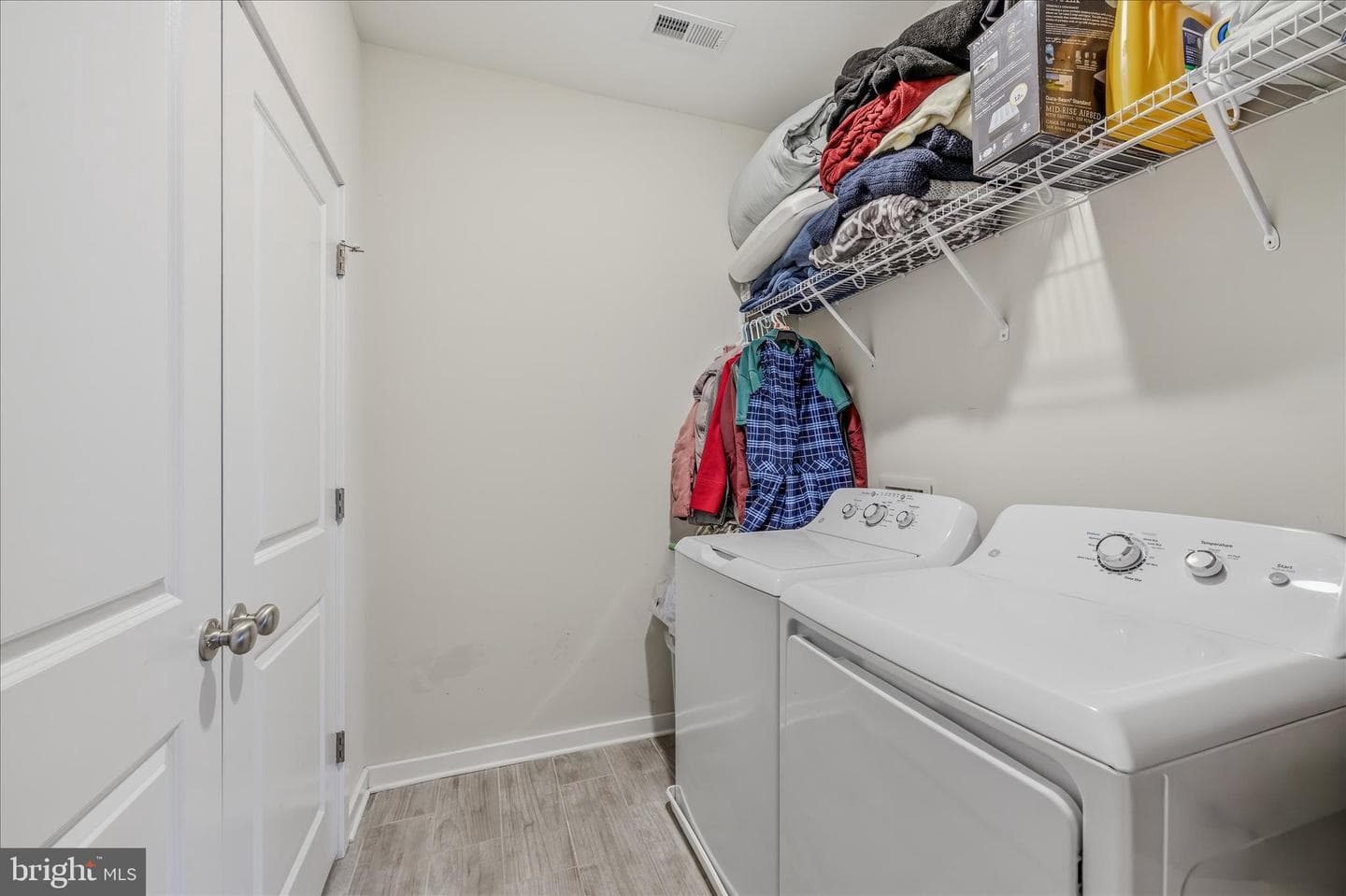 174 Brant Lane photo 27