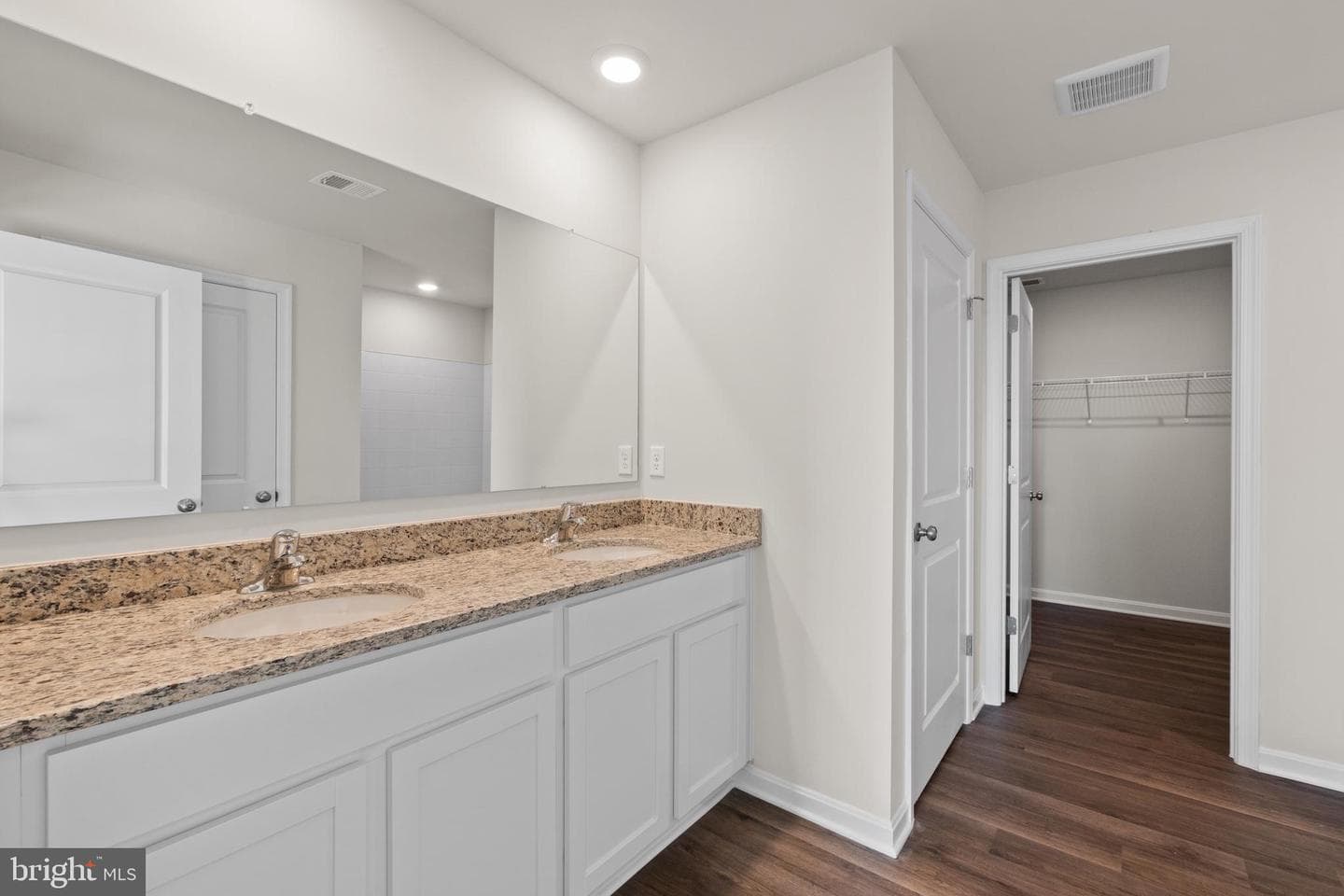 285 Anconas Boulevard photo 23