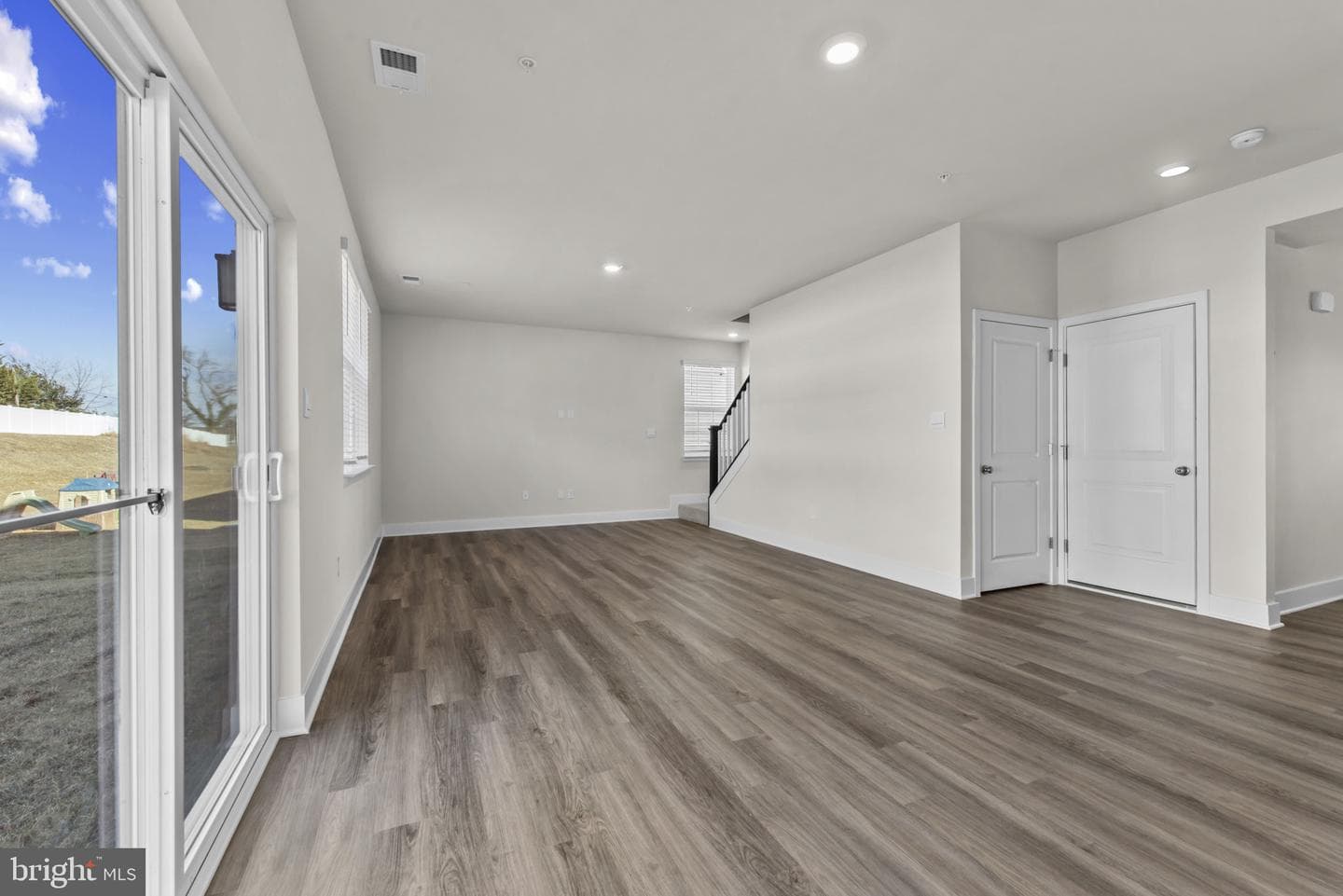 269 Anconas Boulevard photo 10
