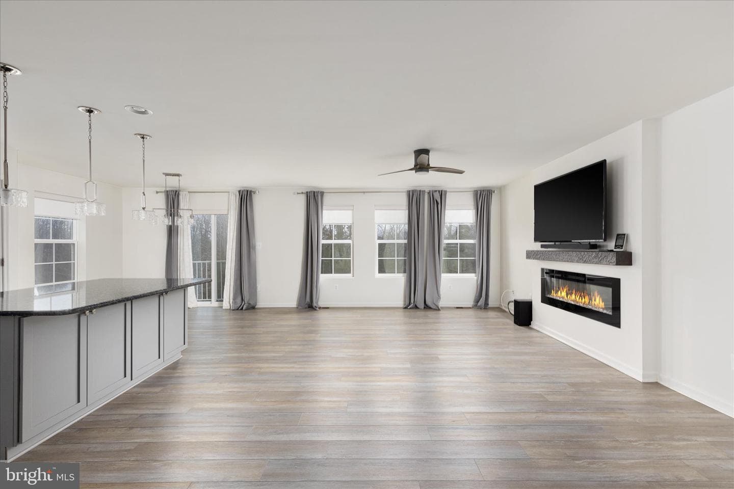 250 Stager Avenue photo 5