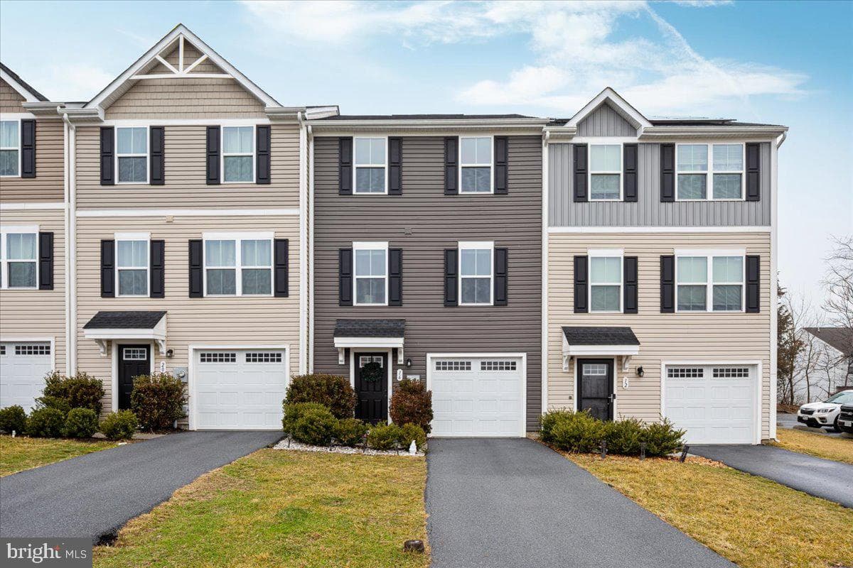 16 Chincoteague Lane