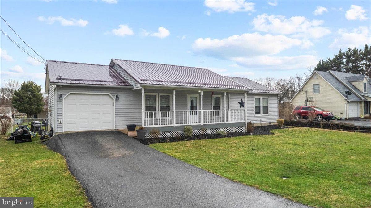 509 Upshur Drive photo 2