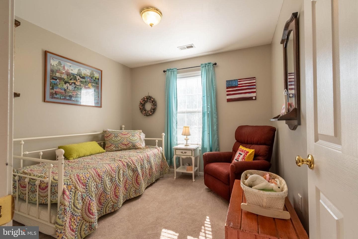 101 Wren Street N photo 28