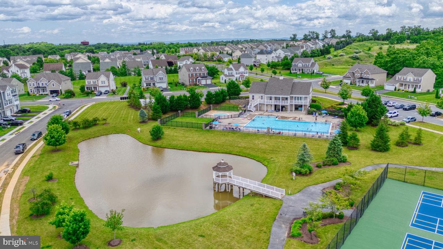 301 Homer Court photo 55