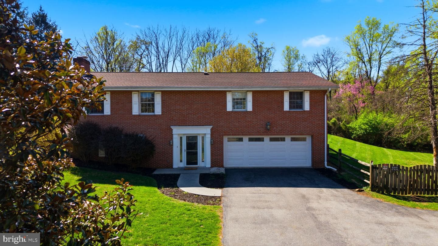 108 Meadowbrook Circle photo 38