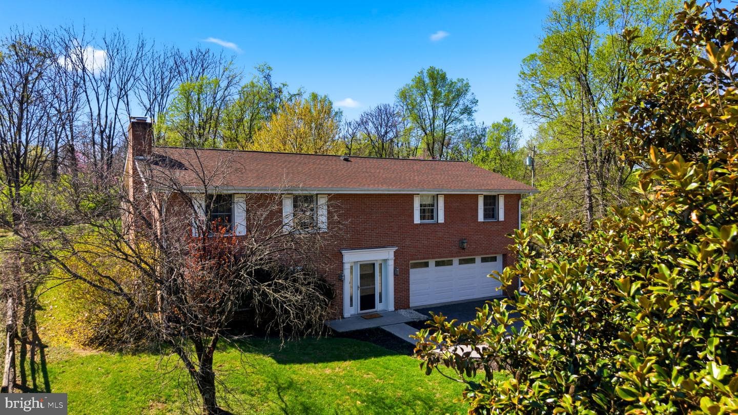 108 Meadowbrook Circle photo 39