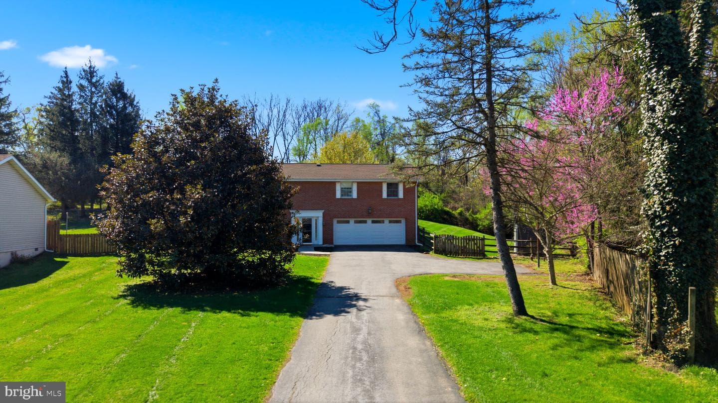 108 Meadowbrook Circle photo 40