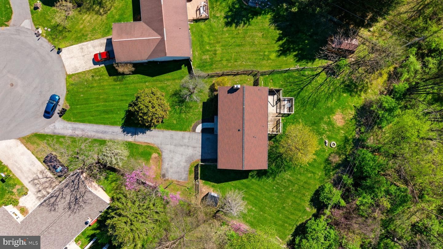 108 Meadowbrook Circle photo 45