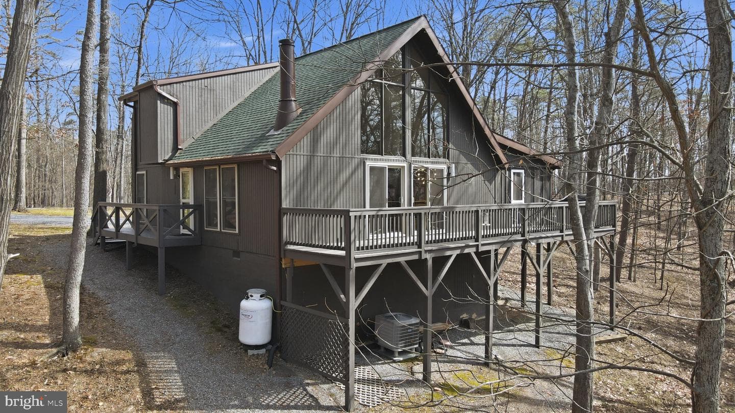 904 Walden Road photo 3