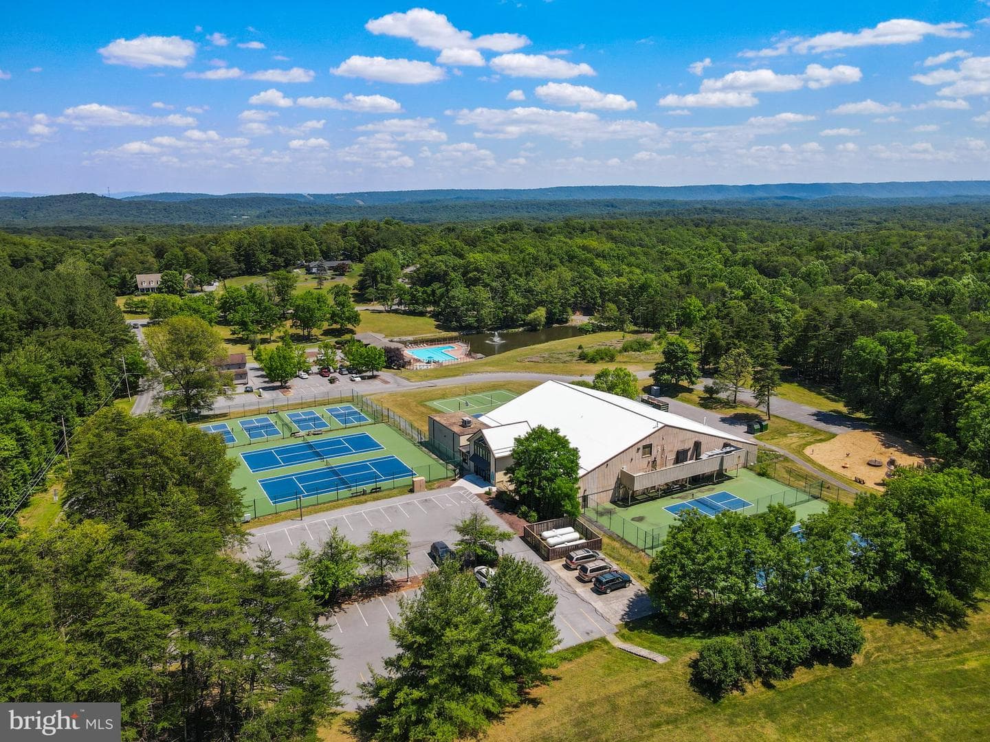 904 Walden Road photo 37