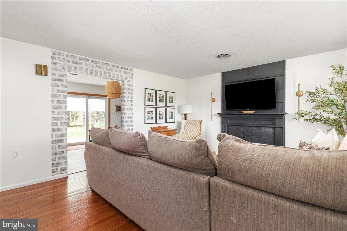 32 Cheerful Faye Drive photo 11