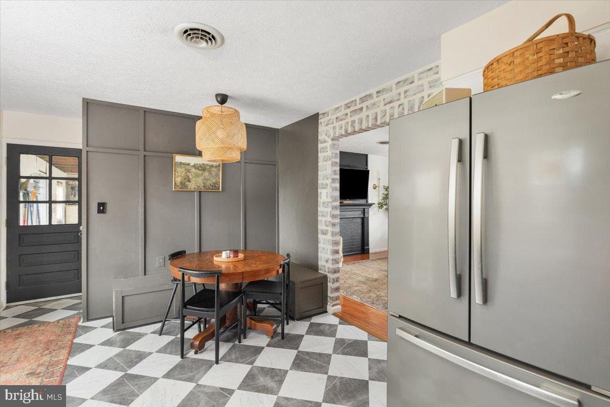 32 Cheerful Faye Drive photo 13