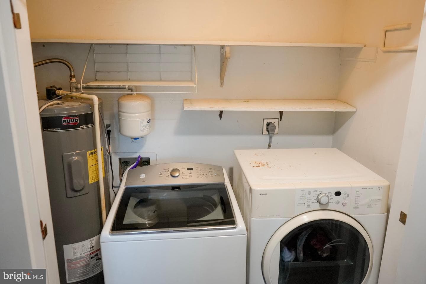 184 Dexter Drive photo 33