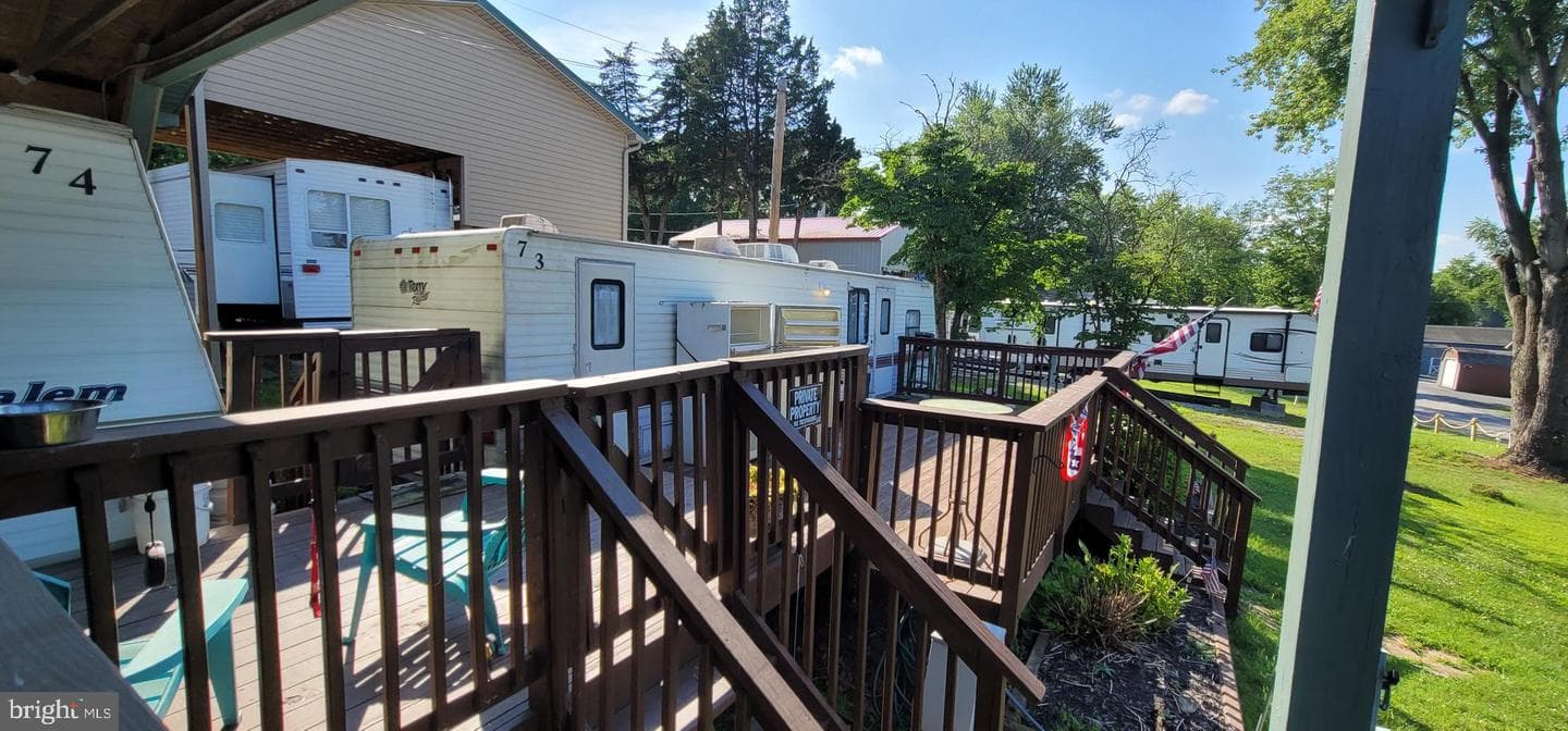 7 Lotus Dr photo 7