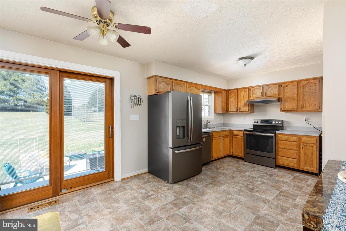 302 Montana Court photo 11