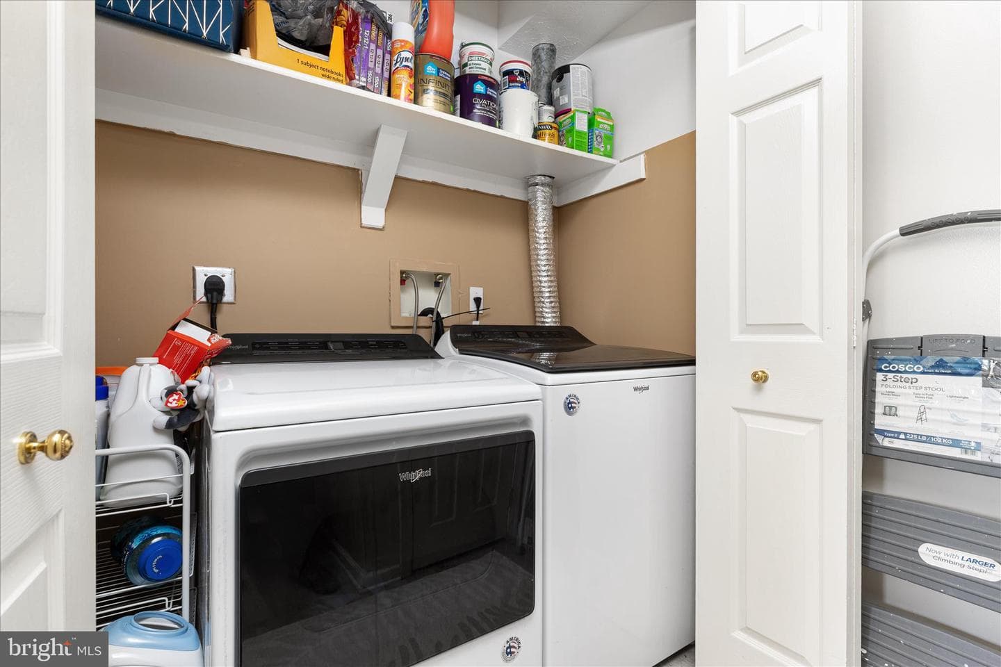 302 Montana Court photo 23